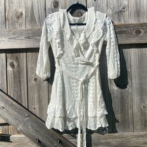 The Clothing Company White Lace Wrap Dress NEW with tags Sz S